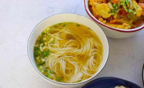 面条汤底爆料视频大全,热门视频大全带你领略美味背后的秘密  第2张 面条汤底爆料视频大全,热门视频大全带你领略美味背后的秘密  第2张